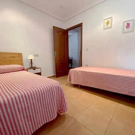 Apartment Beach House Close To Alicante And Airport - Apartamento Completo